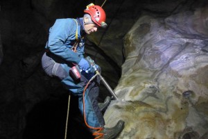 carotaggi in grotta