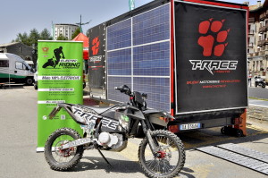 LA TACITA IN VERSIONE ENDURO CON UNITA' CARRELLO RICARICA FOTOVOLTAICO